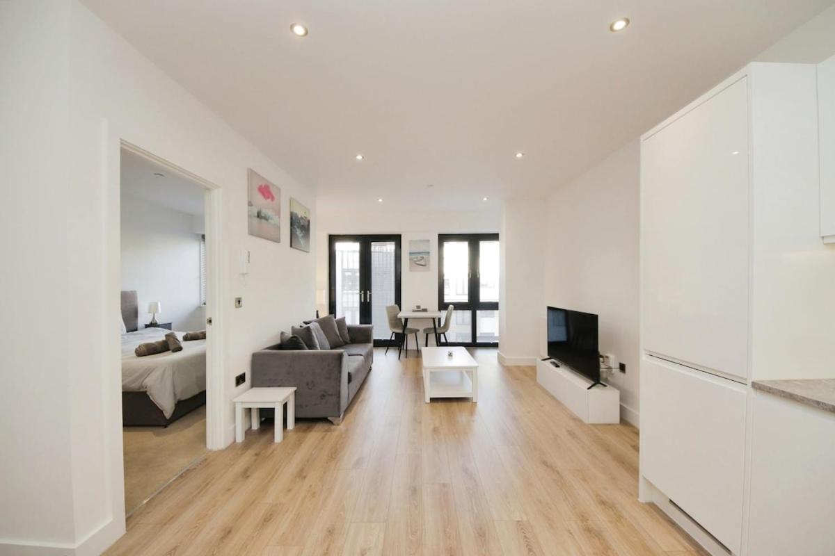 Modern Comfort 1 Bed Apartment Broadoaks, Sulihull Solihull Zewnętrze zdjęcie